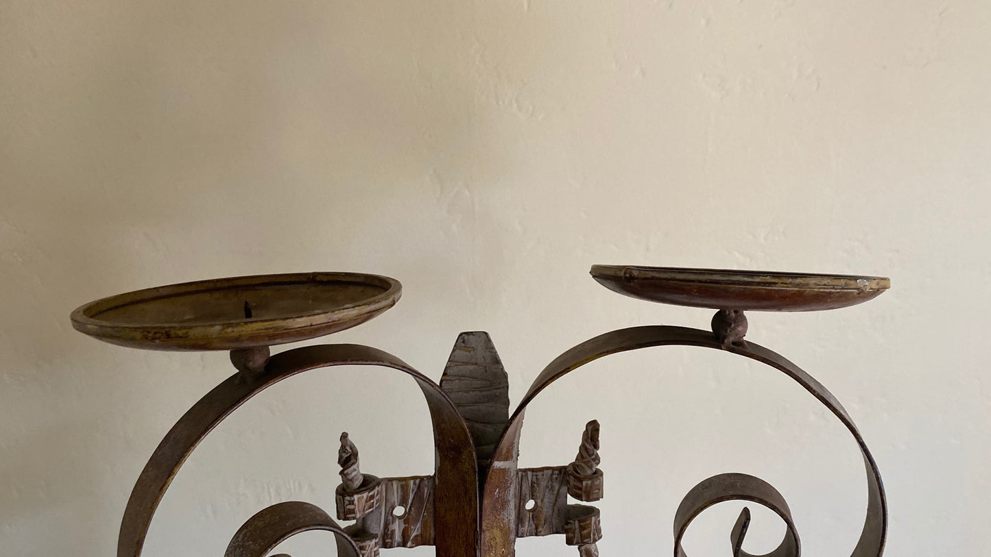 OLD WORLD INSPIRED METAL CANDLE HOLDER