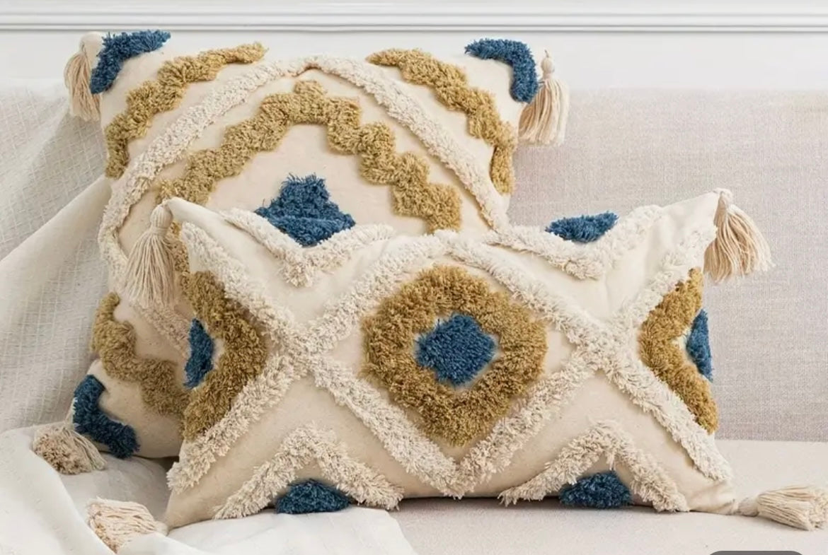 GEOMETRIC PILLOWS - KARL BLUE / GOLD