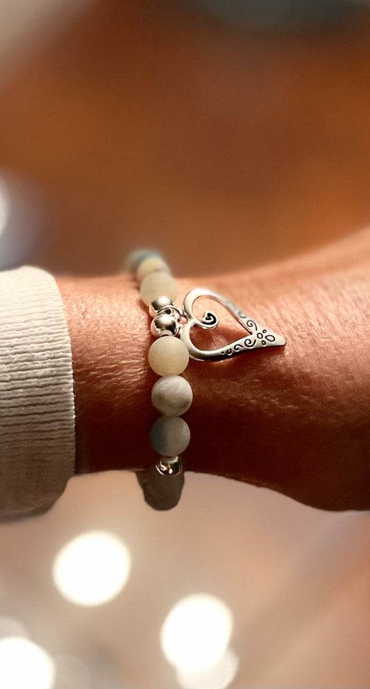 Fill your heart with love Bracelet