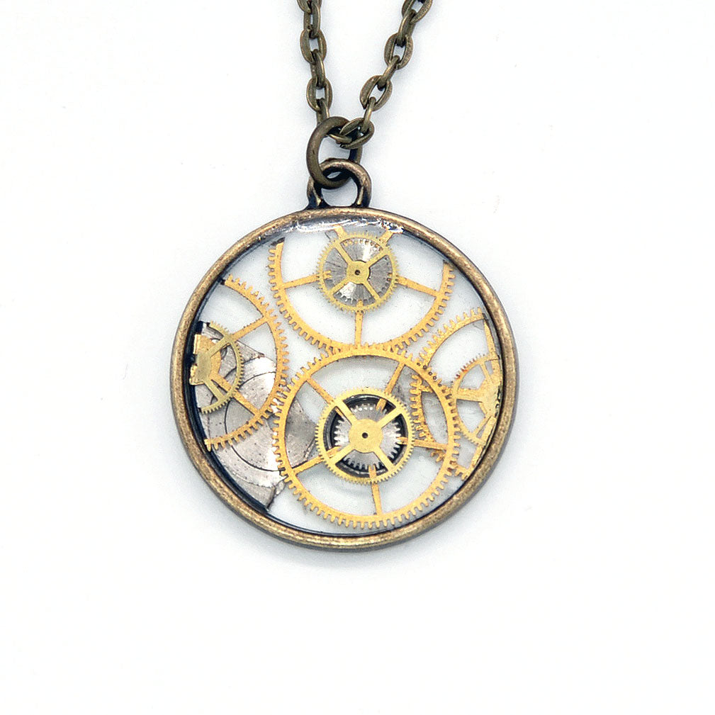 ROUND BRASS NECKLACE - THE IRON ANGEL (TCB)